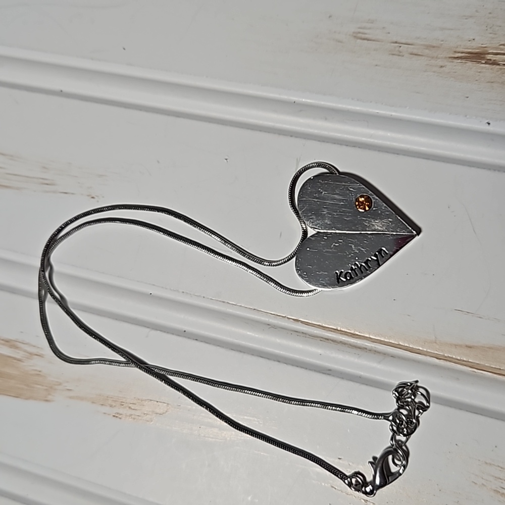 SPLIT HEART PENDANT NECKLACE-KATHRYN